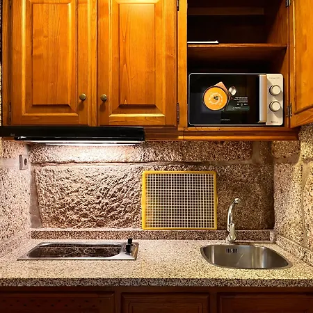 Alojamento de Turismo Rural Nomad's Country - Casa Cimo De *