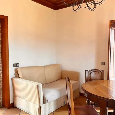 Alojamento de Turismo Rural Nomad's Country - Casa Cimo De