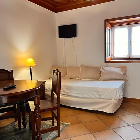 Nomad's Country - Casa Cimo De Vakantieboerderij Pedraca