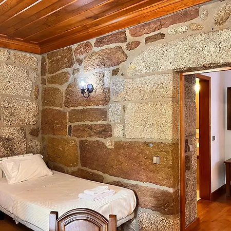 Nomad's Country - Casa Cimo De مزرعة للإقامة Pedraca